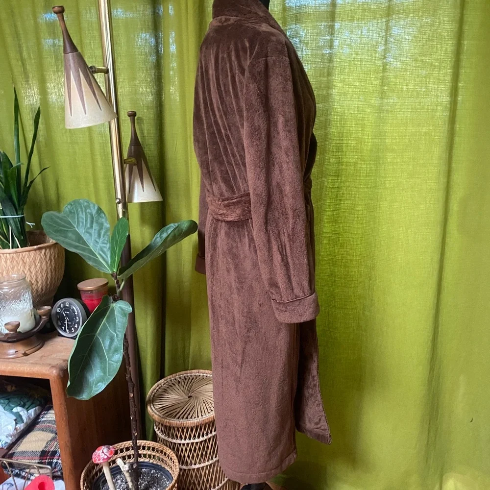 Minx Plush Robe - Picture 4 of 10